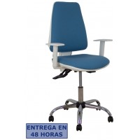 PIQUERAS Y CRESPO Silla Elche blanca asincro bali azul cielo brazos regulables ruedas de parque